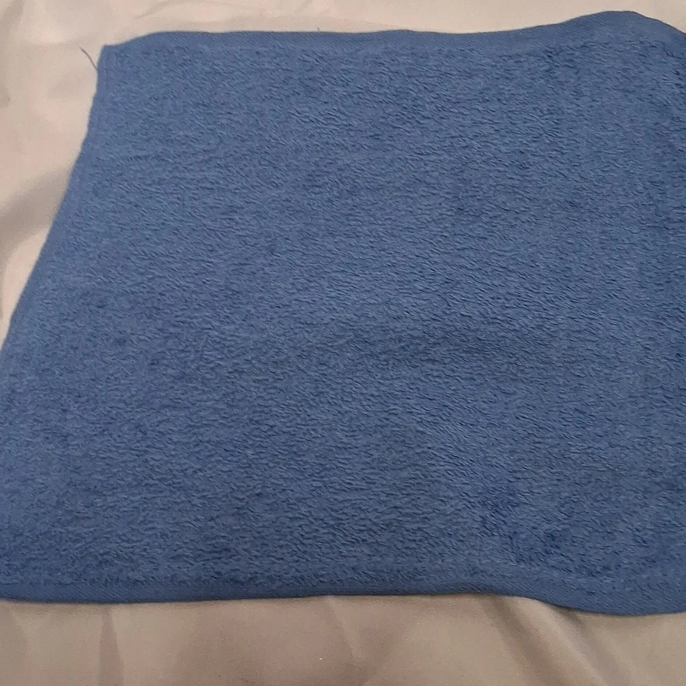 NWT 5 Dozen Medium Blue Wash Clothes